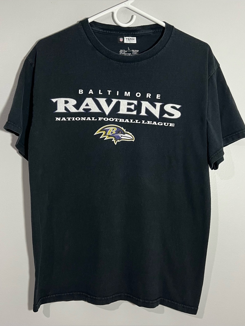 NFL Baltimore Ravens Football Black White Purple Short Sleeve T-Shirt Mens Large